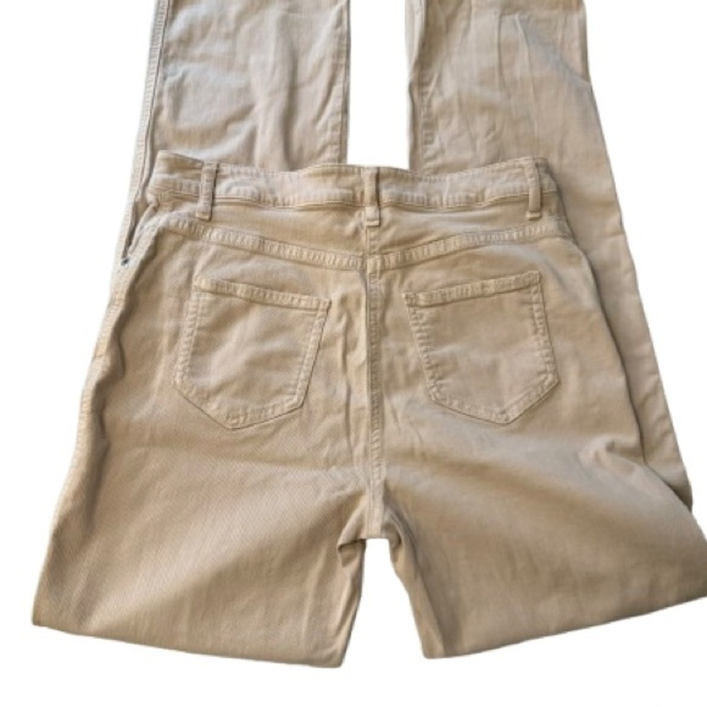 St. John Straight Leg Stretch Jeans Beige Cotton Spandex Size 6 Coastal Neutral - Picture 2 of 8